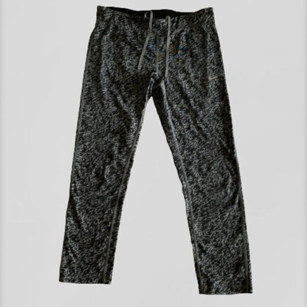 Nike Dri-Fit Pants Size Medium Geometric Print‎